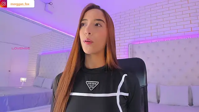 Morggan Fox  online show from October 28, 2025, 4:16 am