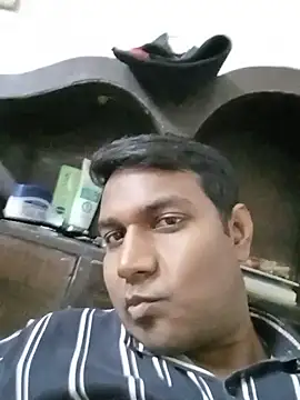 Snapshot of vikesh05 chatting on December 2, 2025, 8:04 pm vikesh05 online show from December 2, 2025, 8:04 pm