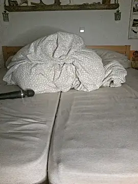 Snapshot of naturliebe chatting on March 1, 2026, 3:25 pm naturliebe online show from March 1, 2026, 3:25 pm