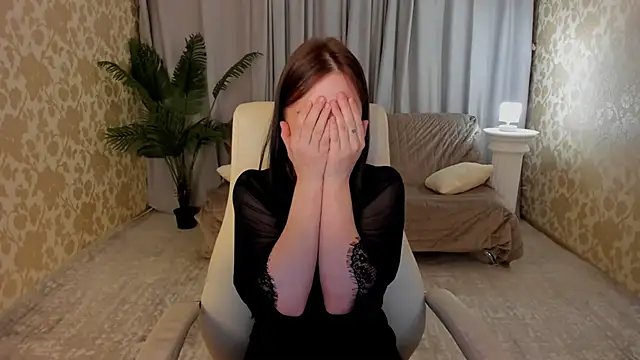 JulietMonli online show from January 8, 2026, 8:00 pm