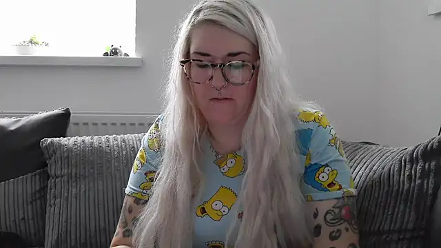 Snapshot of Sizzling_Indie36 chatting on September 10, 2025, 9:31 am Sizzling Indie36 online show from September 10, 2025, 9:31 am