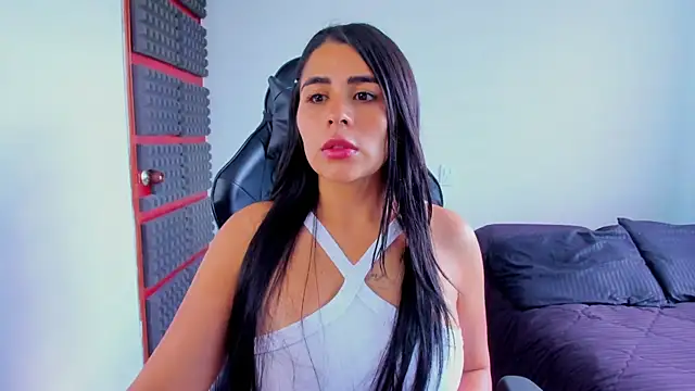 hannarusso online show from February 17, 2026, 8:48 pm