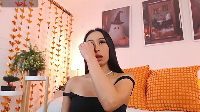 Valen ross  online show from October 11, 2025, 11:36 pm