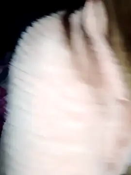 Maya-Moon online show from November 21, 2025, 11:36 pm