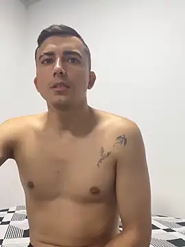 Snapshot of pareja_curiosa19 chatting on November 11, 2025, 12:54 am pareja curiosa19 online show from November 11, 2025, 12:54 am