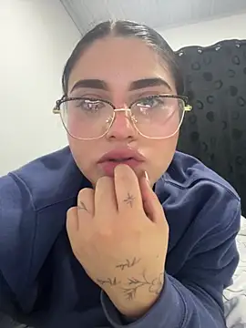 Snapshot of pareja_curiosa19 chatting on November 29, 2025, 2:14 am pareja curiosa19 online show from November 29, 2025, 2:14 am