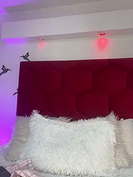 Andy Leex online show from February 12, 2026, 8:37 pm