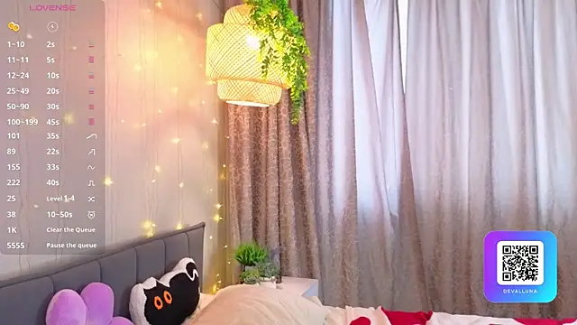 ConstanceHelms online show from March 27, 2026, 5:02 am