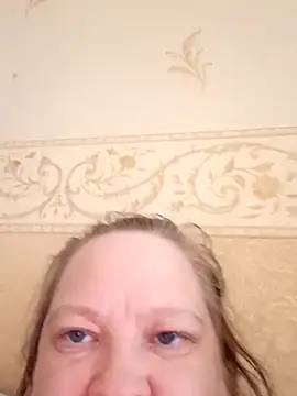 Snapshot of -LOLALEY- chatting on October 21, 2025, 11:44 am -LOLALEY- online show from October 21, 2025, 11:44 am