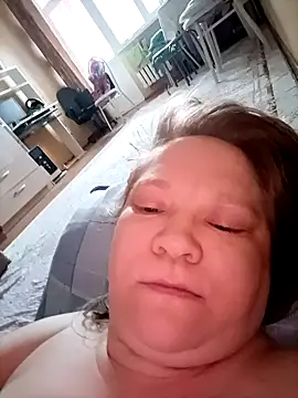 Snapshot of -LOLALEY- chatting on November 2, 2025, 3:42 am -LOLALEY- online show from November 2, 2025, 3:42 am