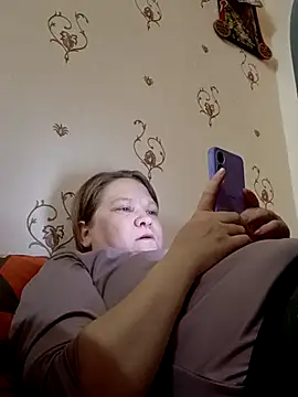 Snapshot of -LOLALEY- chatting on November 5, 2025, 10:48 am -LOLALEY- online show from November 5, 2025, 10:48 am