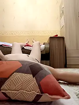 Snapshot of -LOLALEY- chatting on November 7, 2025, 9:15 pm -LOLALEY- online show from November 7, 2025, 9:15 pm