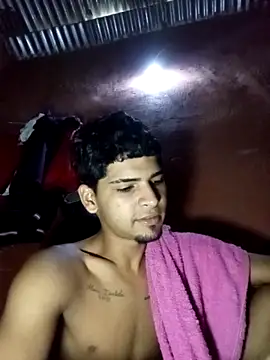 317894 online show from November 12, 2025, 2:17 pm