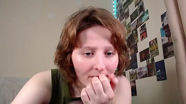 c0ralynx online show from March 18, 2025, 9:52 am