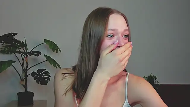 Sweet Piece online show from April 11, 2026, 8:13 pm