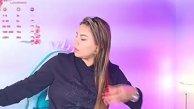 Lia adamsss online show from February 10, 2026, 3:32 am