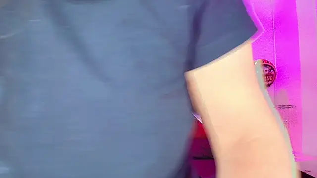 Lia adamsss online show from February 15, 2026, 2:08 am