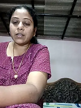 Snapshot of JENNIFERtamil chatting on February 20, 2026, 7:32 am JENNIFERtamil online show from February 20, 2026, 7:32 am