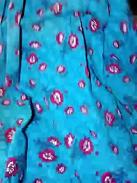 Snapshot of JENNIFERtamil chatting on March 1, 2026, 7:32 am JENNIFERtamil online show from March 1, 2026, 7:32 am