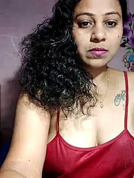 Snapshot of JENNIFERtamil chatting on March 9, 2026, 6:34 pm JENNIFERtamil online show from March 9, 2026, 6:34 pm