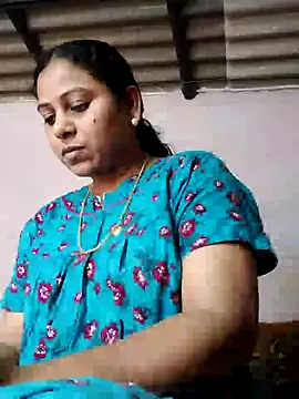 Snapshot of JENNIFERtamil chatting on March 22, 2026, 7:34 am JENNIFERtamil online show from March 22, 2026, 7:34 am