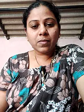 Snapshot of JENNIFERtamil chatting on March 23, 2026, 7:34 am JENNIFERtamil online show from March 23, 2026, 7:34 am
