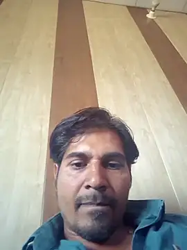 johnny8731 online show from November 6, 2025, 8:26 am