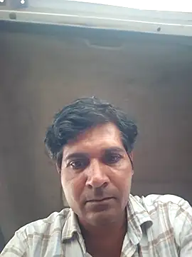 Snapshot of johnny8731 chatting on July 13, 2026, 1:47 pm johnny8731 online show from July 13, 2026, 1:47 pm