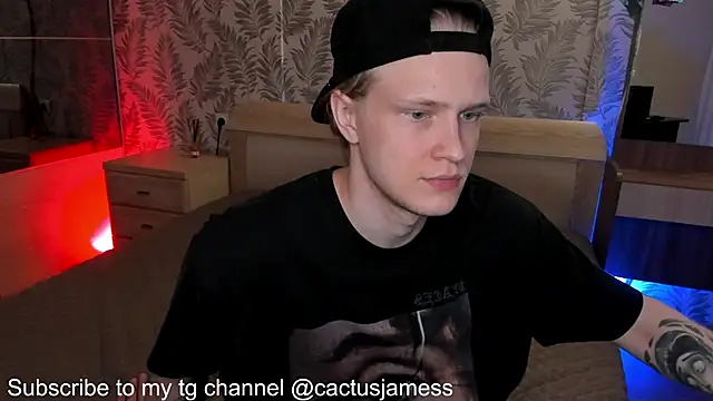 Snapshot of Cactus__James chatting on October 4, 2025, 2:37 pm Cactus  James online show from October 4, 2025, 2:37 pm