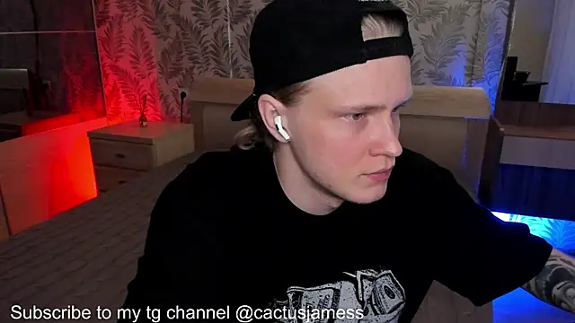 Snapshot of Cactus__James chatting on October 24, 2025, 6:04 pm Cactus  James online show from October 24, 2025, 6:04 pm