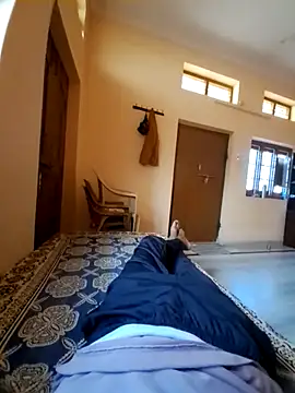 hot integer online show from October 18, 2025, 9:32 am