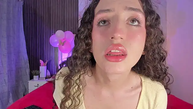 peachandtyron  online show from March 22, 2026, 6:50 am