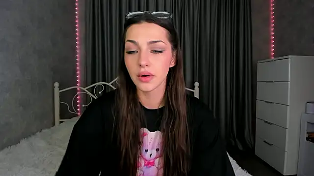 Snapshot of LilFlexxy chatting on November 22, 2025, 5:45 pm LilFlexxy online show from November 22, 2025, 5:45 pm