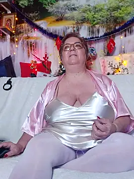 QueenPammy1 online show from December 21, 2025, 6:09 am