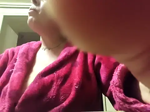 mimi19820 online show from April 15, 2026, 7:21 pm