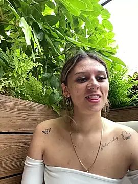 Snapshot of aliisonn__parker26 chatting on March 22, 2025, 5:41 pm aliisonn parker26 online show from March 22, 2025, 5:41 pm