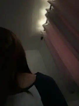 Snapshot of aliisonn__parker26 chatting on November 9, 2025, 8:29 pm aliisonn parker26 online show from November 9, 2025, 8:29 pm