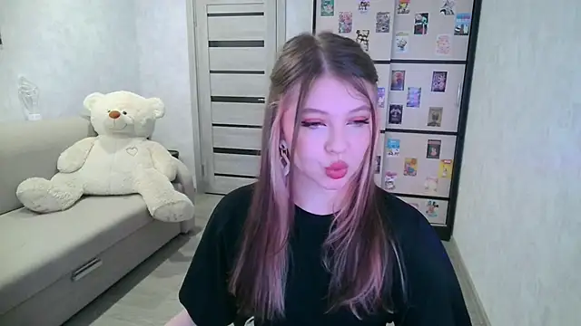 GinnyBlacky online show from June 7, 2026, 7:06 pm