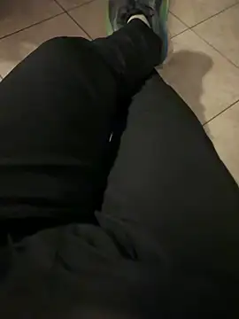 Max 965 online show from February 28, 2026, 1:50 am