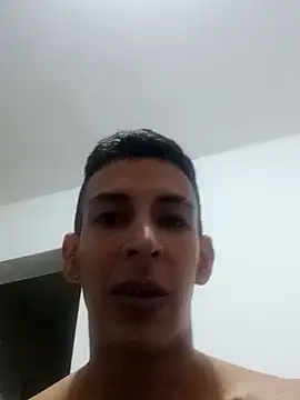 Snapshot of perversumm chatting on March 18, 2025, 1:32 am perversumm online show from March 18, 2025, 1:32 am