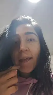Elowyn online show from May 20, 2026, 11:44 pm