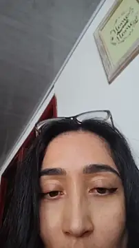 Elowyn online show from May 27, 2026, 9:12 pm