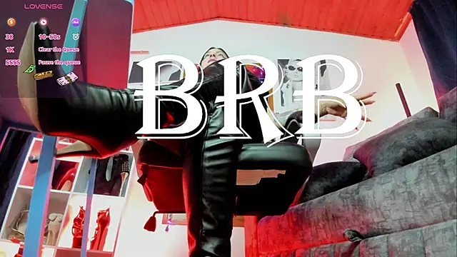  LuanaDabbraccio online show from November 22, 2025, 1:43 pm