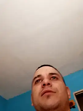 Snapshot of calfran chatting on November 16, 2025, 5:18 pm calfran online show from November 16, 2025, 5:18 pm