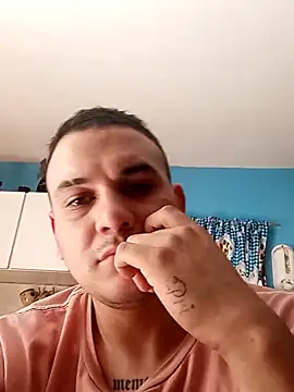 Snapshot of calfran chatting on November 17, 2025, 5:30 pm calfran online show from November 17, 2025, 5:30 pm