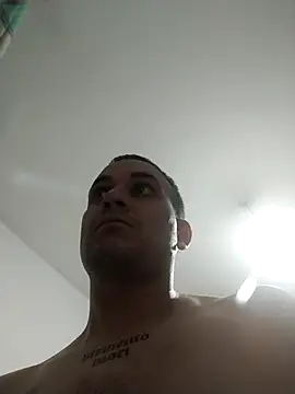 Snapshot of calfran chatting on February 14, 2026, 6:43 am calfran online show from February 14, 2026, 6:43 am