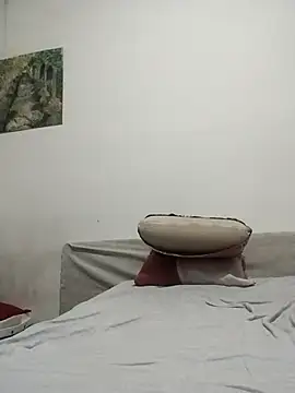 Snapshot of calfran chatting on February 16, 2026, 6:53 am calfran online show from February 16, 2026, 6:53 am