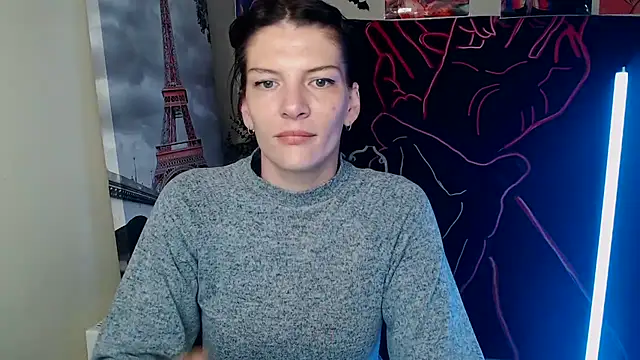 VanessaRey  online show from October 24, 2025, 6:32 am