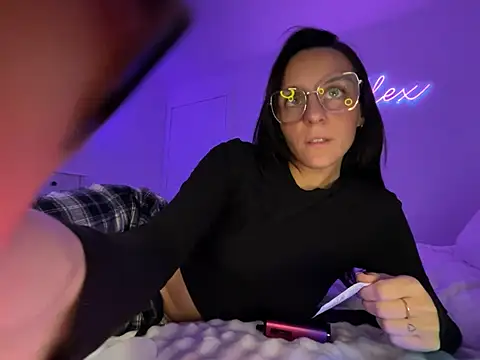 Snapshot of Missalex_xo chatting on February 3, 2026, 8:58 pm Missalex xo online show from February 3, 2026, 8:58 pm