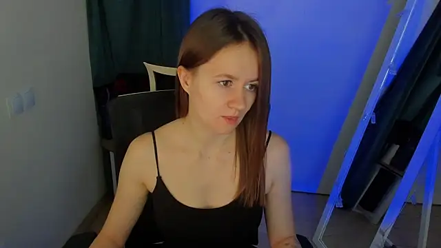 Catherine e online show from November 10, 2025, 7:24 pm